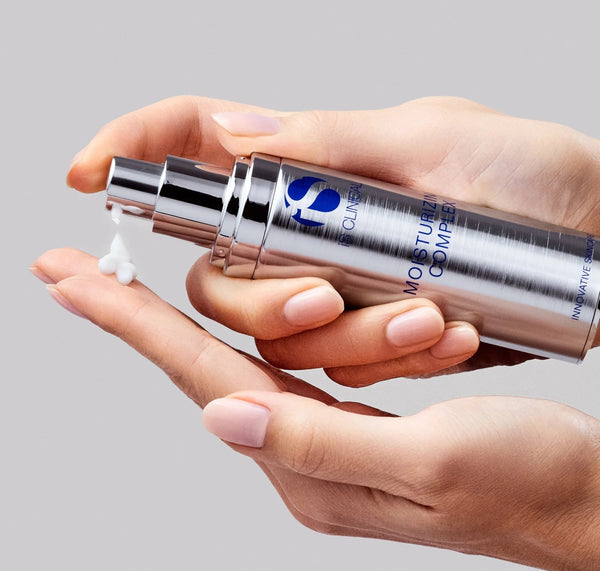 IS Clinical Moisturizing Complex IS Clinical