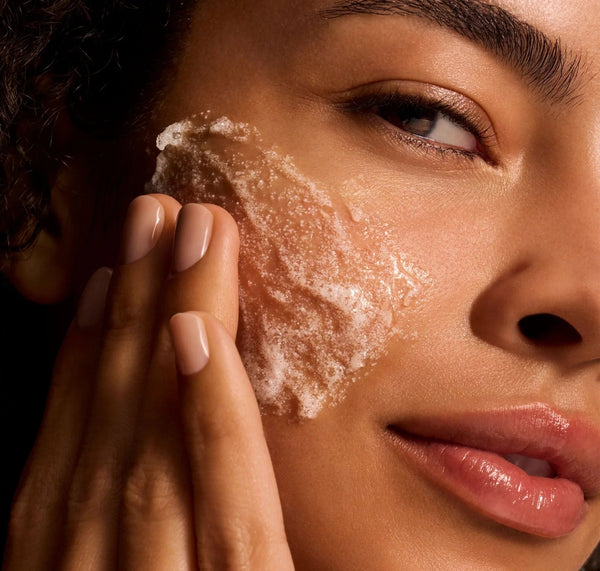 IS Clinical Cleansing Complex Polish IS Clinical