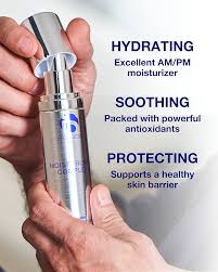 IS Clinical moisturizing complex Skin by Leah